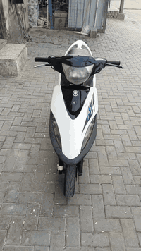 دراجه مال رامبو كل شيء شغال بيها سلف هندو دراجه نظيفه وتدعي لي 750 بها...