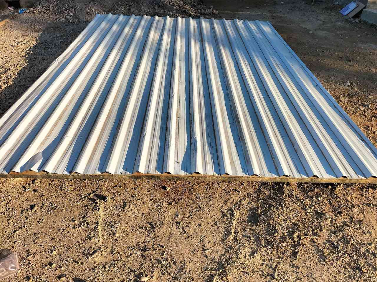 سقيفه كامله عرضه3وطوله4 كامله بس شده ورايده 150وبيها مجال شراي يتصل ويدلل ***********
