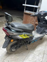 دراجه شحن سكنس اخت لجديد بطاريات نضيفات كلش ستعمال بسيط 6 بطاريات كراف...