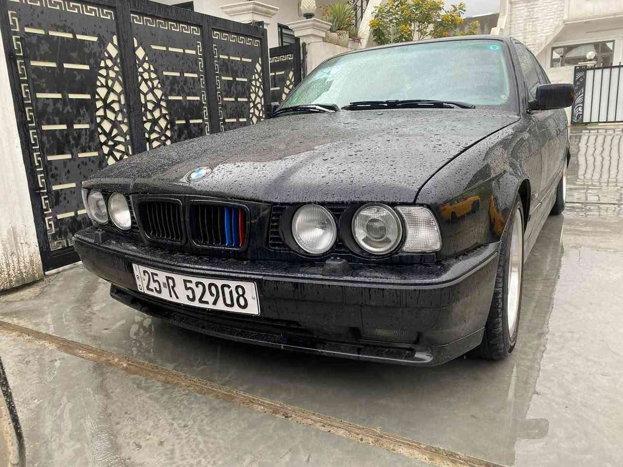 سلام عليكم BWM1991حجم محرك 525فول مواصفات سنوي جديد لحد ٢٠٣٠ مشروع وطني رقم موبهيل ***********سعر 70
