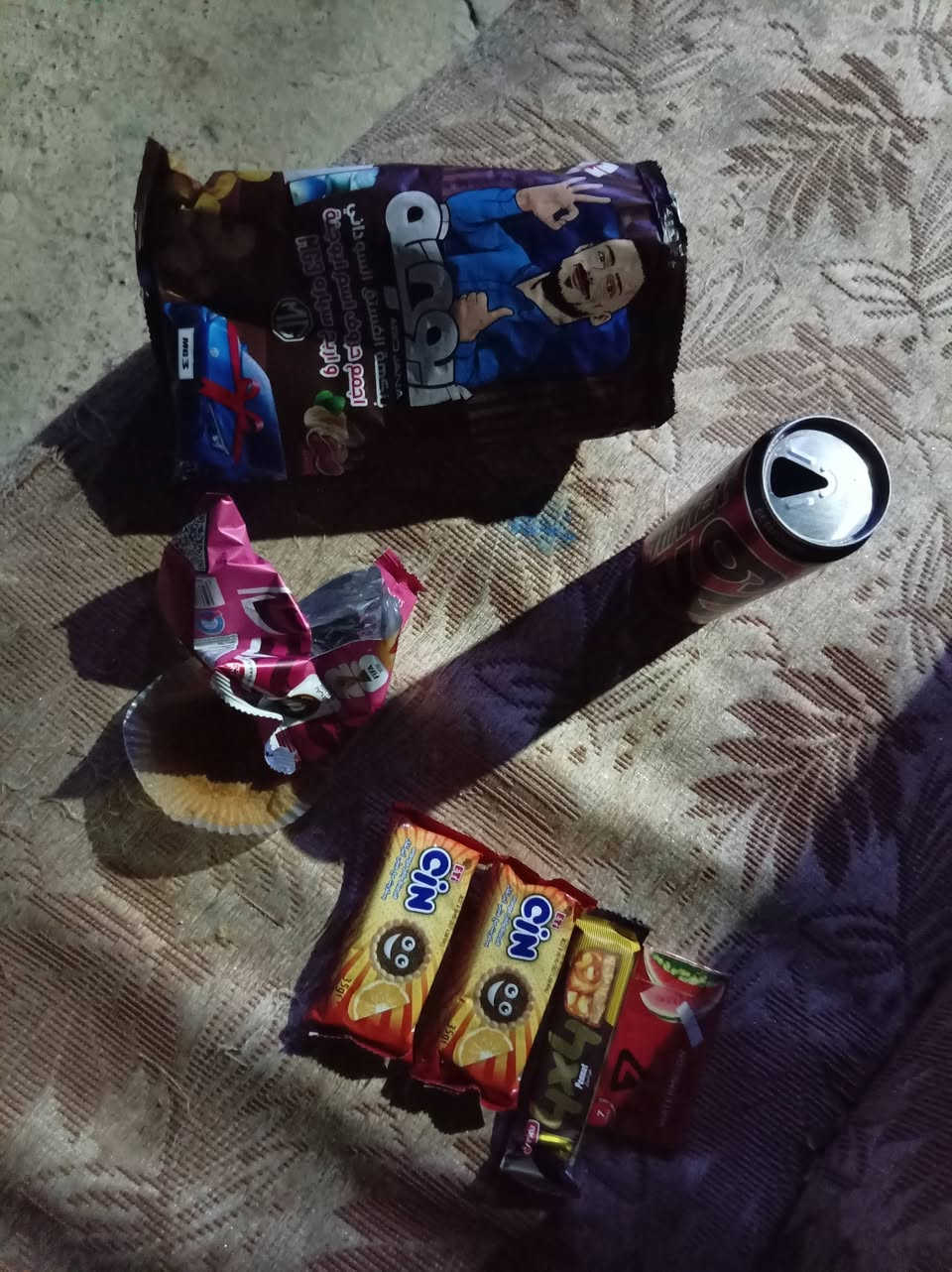 للبيع ماطور شحن نضيف 100من100 لايتات شغل يشرات شغل بطاريات بحاله جيد ملف وضع شركه درع لون زيتوني السعر 650الف السفسار عل هذا الرقم***********وووو رقم الثاني ***********
