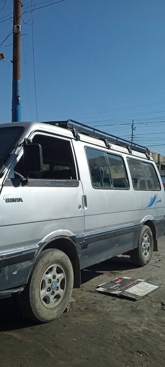 سلام عليكم كيه بسته مديل 94 مكينه كير خير من الله 
سياره نضيفه بيهه ضربه بل تاير الوره سياره نضيفه 
مكان بغداد راعيهه يريد تحويل سعر 41وبيهه مجال
رقم تليفون *********** 👍🏻
