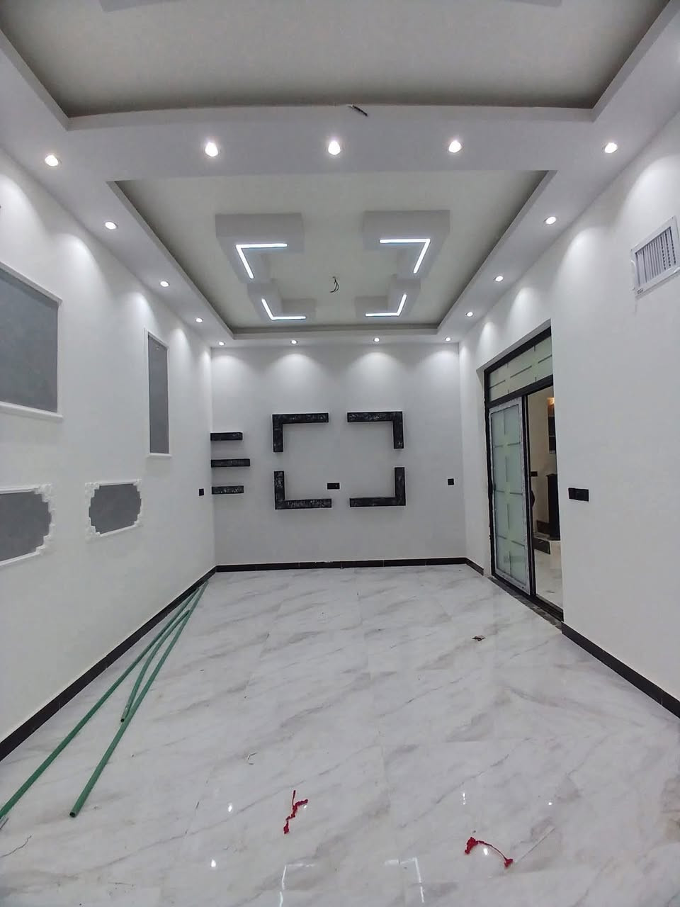 🌟 دار للبيع في حي البساتين، بغداد
- مساحة: 100 م²
- طابقين
- 4 غرف نوم + استقبال + مطبخ + 4 صحيات
- واجهة: 7م، نزال: 14م
- طابو زراعي ملك صرف، سند 25
- 📍لمعرفة السعر اكتب (تم)
- الموقع: بغداد - حي البساتين - مدخل مجمع سبع ابكار
- موقع المكتب: حي البساتين - شارع الضباط مقابل ماركت فراولة 
- للاستفسار: *********** - محمد الركابي أو زيارة مكتب المصطفى للعقار حي البساتين شارع الضباط
