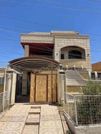 القادسيه شارع الكراج • ٣٠٠م • ٣ طوابق