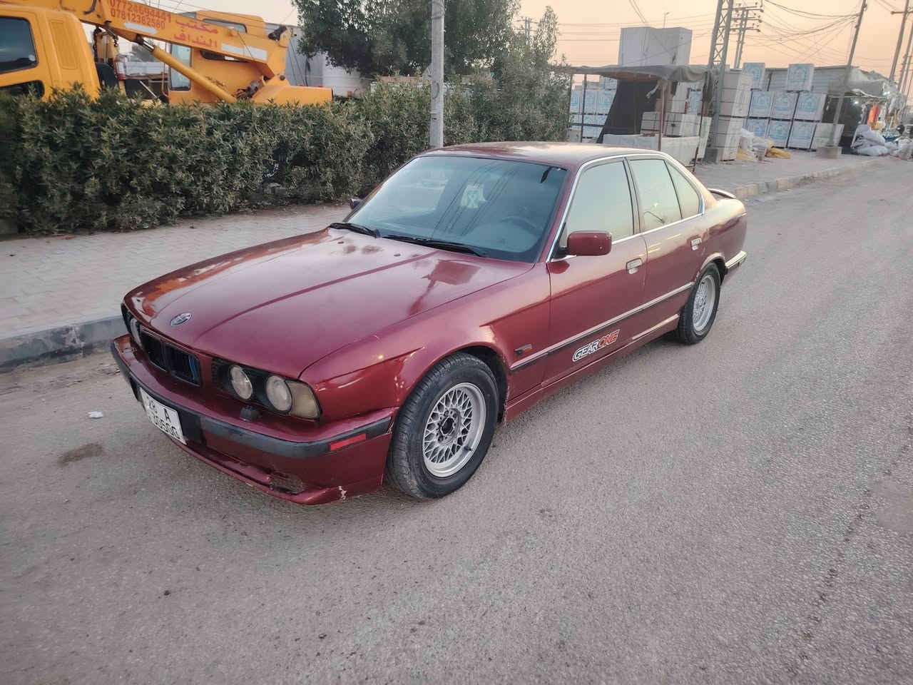 بي ام 525اصل رقم نجف انكليزي بسمنه مكينه خير من الله حداديه خير من الله ***********
