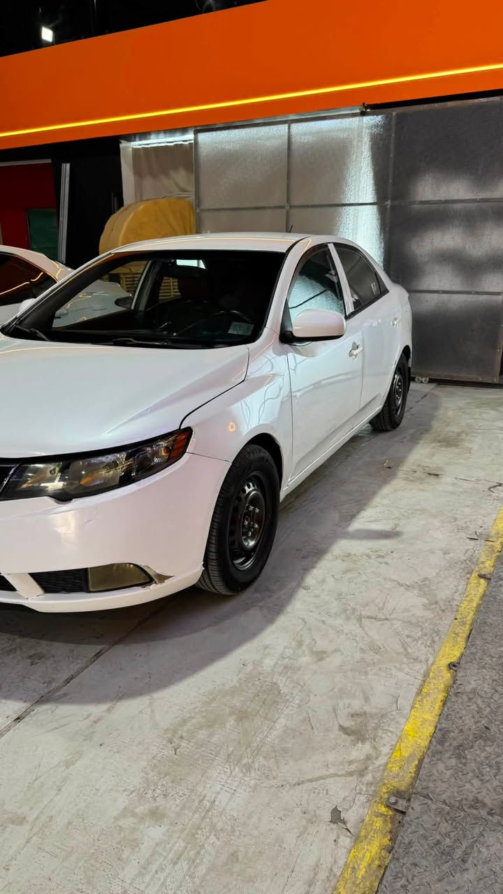 كيا سيراتو2012 (Kia Cerato)
السياره باسمي
بيها تبديل 3 قطع، وبيها بعض الطخات والتصليحات

السيارة مجهزة بمنظومة غاز متكاملة (تشتغل غاز وبنزين)

السعر 70$

ذي قار - الناصرية (المركز)

للتواصل والاستفسار: ***********
