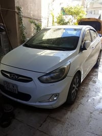 هونداي اكسنت 2015 فول مواصفات نظيفه السعر ١٠٦ بيها مجال بسيط  تلفون 07...