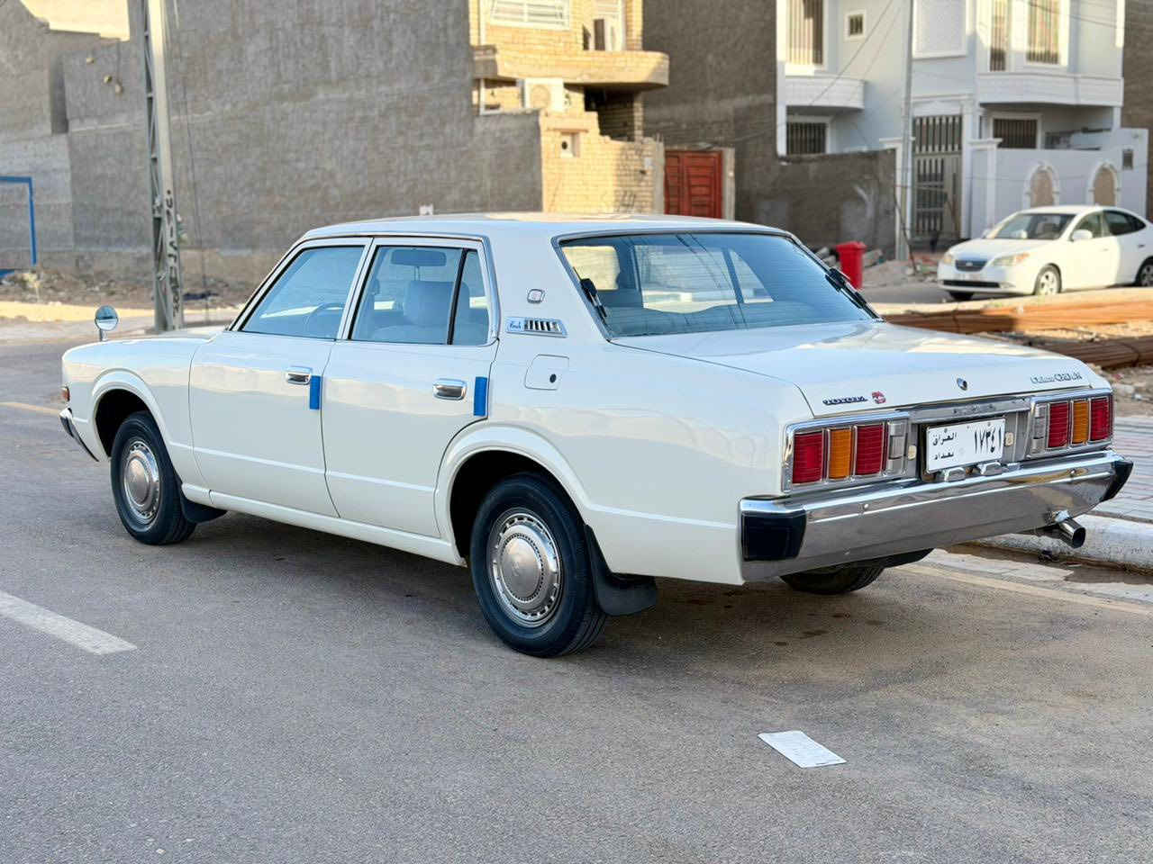 تيوتا كراون موديل 1978 السعر 68 قابل للتفاوض للأستفسار 
*********** 
السياره انتيكا رقم بغداد تحويل مباشر مكفوله من الضربه بيتا فقط صبغ درجه اولى كير مكينه حداديه كهربائيات كله جديد غرفة جلد شغل درجة اولى مكينه ونجي مكفوله السياره جاهزه للاخير مابيها اي نقص مكان السياره كربلاء المقدسة
