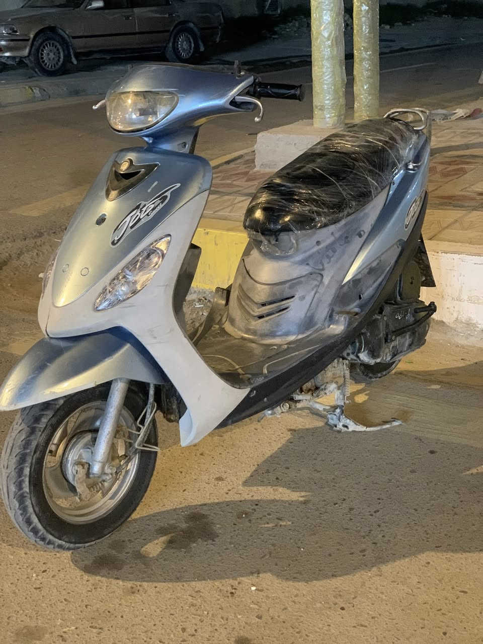 دراجه منغولي
سمائي 
كهربائيات كله شغاله سلف هندر اشاير عالي ناصي هورن 
مكينه مامفتوحه بلاد شلعه ومشي ونعومه خرسه ناعمه دراجه بالمشي 
سعره ٧٥٠ 
مكاني ناصريه مركز 
***********
