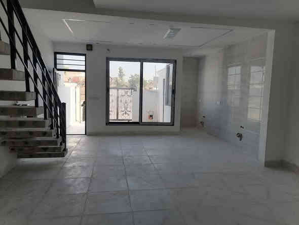 #دارللبيع
خانووى دوو نهوم بو فروشتن له گه ره كى كه رامه روبه رى 115 متر مواصفات سقف مغريبى و دكت 

پيكهاتوه له :-  1 ژور نوستن - هول - مطبخ - مساعد مطبخ - گه راج
نهومى دووه م 2 ژور نوستن 

نرخ 65 مليون 

بوزانيارى زياتر په يوه ندى بكه ن به عقارات ستار اكرم بازرگان

📍ناونيشان : كه ركوك بازارى ئازادى ته لارى ئاسو

***********
***********
