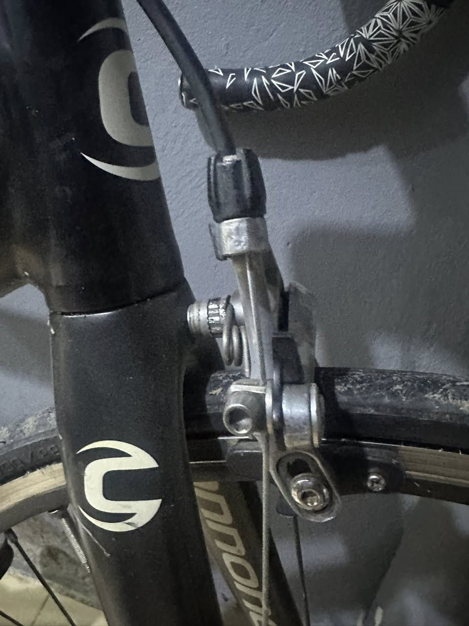 السلام عليكم cannondale caad 10 دراجة كانونديل كاد
وزن الدراجة 7.7kg فقط
قياس الفريم ميديم ارتفاع 52 طول 54
سستم الدراجة ليبل واحد من النوادر سرام ريد Sram Red فوول كاربون 10*2
البدالات كاربون
الصينية كاربون (53/39) سن
العقرب كاربون
الستيرن كاربون متصل
بوري السرج Kocevlo كاربون
السرج كذالك Kocevlo كاربون
حلقات الركبة كاربون
قاعدة عداد كاربون
الويالة جاينت P-R2 حديثات بولبرن
تايرات (700*23-22)
سعر الدراجة: 765 الف
للاستفسار *********** او مراسلتي خاص
يتوفر توصيل لجميع المحافظات
