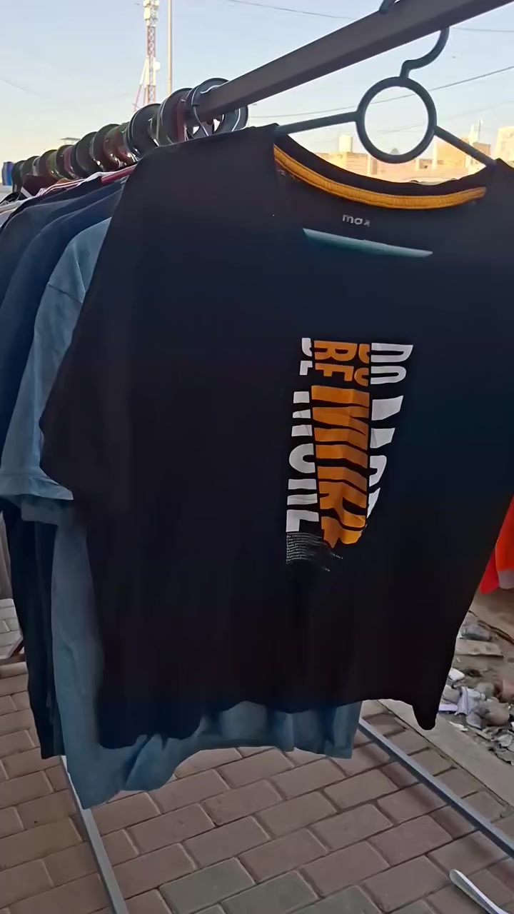 على بركة الله
الآن فتح بالات قميص و تشيرت  شبابي رجالي فول نظافة ماركات عالمية
 ( محل بالات ميلانو ١ للملابس الرجالية )
عنوان المحل :- الرفاعي شارع ٤٠ المحلات الجديدة (الاستثمار)


**إذا كنت صاحب هذا الإعلان وتريد حذفه لأي سبب، رجاءا أرسل رسالة إلى الدعم الفني**