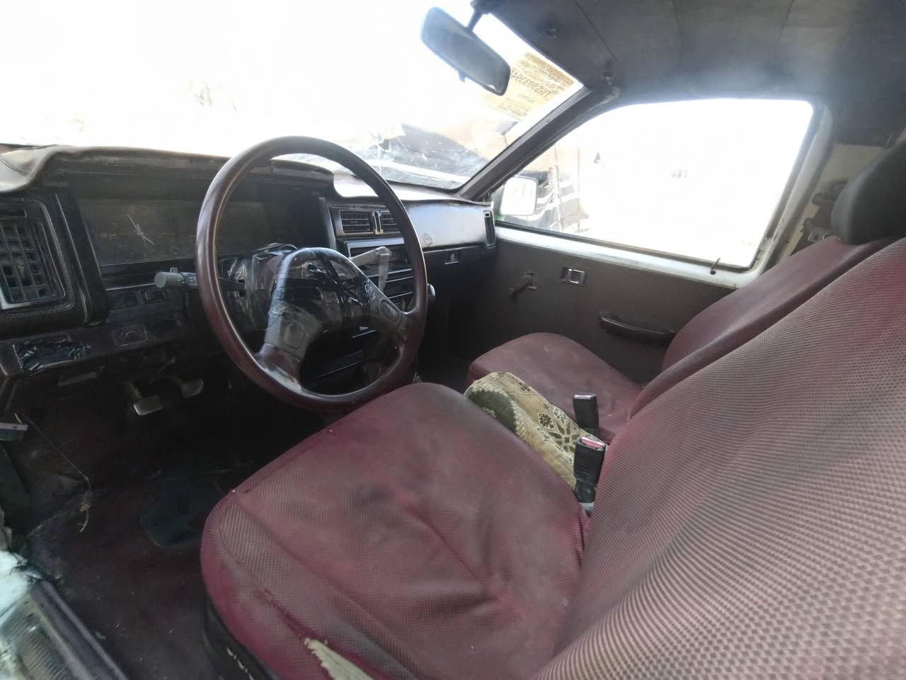 نيسان للبيع سياره جاهزه محرك جديد قبل سبوع شاده اله كير وكسن مكفولات كفاله عامه رقم ألماني مشروع وطني تحويل بي وقت سنويه جديده كهربائيات كله شغاله حداديه جديده السعر ٢٣ العنوان السماوه الخضر ***********
