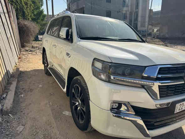 سياره لاندكروز جكسارة للبيع موديل 2021
سياره لاندكروز جكسارة للبيع موديل 2021 شركات محرك ستة سلندر كراسي الأمامية كهرباء سلايد مري شفط وباقي المواصفات المعروفة ماشية 150000 وقابل للزيادة وكير ومحرك و كهربائيات مكفولة وصدر جديد وتايرات جدد والسيارة بيهه فقط bdr  وموقع السيارة بغداد شارع فلسطين.
والسيارة رقم اربيل الجديد وتحويل مباشر.
السعر 51000  $  يعني خمس دفاتر وعشرة
وللاستفسار الاتصال على الرقم *********** يوجد واتساب بغداد
