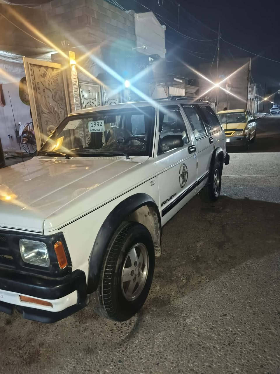 للبيع شوفرليت امريكي فول اوتوماتيك كير تعليك مكينه شرط تايرات خير من الله رقم نينوى الماني شاشه اندرويد كيجات دجتل شرط وكاله تحويل السعر ٤٠ ورقه ***********
