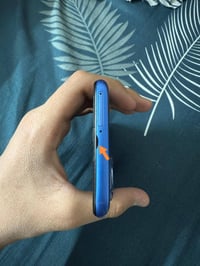 اخوان هاتف للبيع هاتف نظيف ما ابي اي اشكال بس بي ضربه من فوك واني كمست...