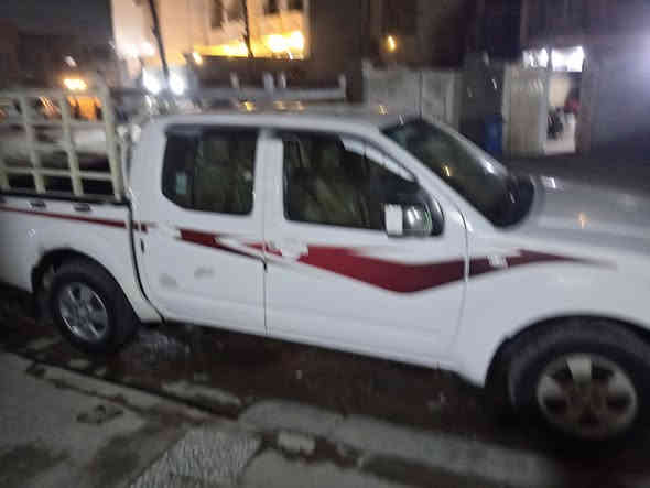 نيفارا 2008 كلش نظيفة تخم تاير صدر جديد دسكات بنزات كله جديد كير محرك كفاله فووووول سياره بسمي ابيع شرط تحويل مباشر مكاني بغداد المشتل السعر 78 وبيه مجال 
*********** 
ملاحظة السيارة بدون محجر
