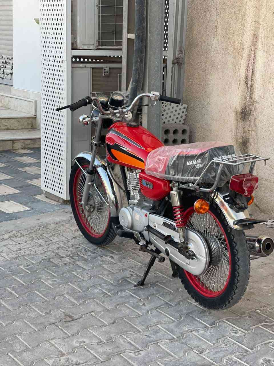 السلام عليكم سعر 450 اوراق سكنر دراجه نامه 2022 دراجه ماليه اي نقص  من مكينه وكهربائيات كله
غراضه جديد اي نقص ما بيه مكينه حلو وجديده بصمه وشلعه
الدراجه جديده مثل ما تشوفون بالصور أوراقه اسكنر السعر 450وبيه مجال
اي اختلاف عن الصور لا تشتري
صوره جديده الدراجه هيج نظافه
مكاني بالنجف
مكفوله مكينه وشاصي مابيه اي نقص 
رقمي بي واتساب ما متواجد بالفيس
***********
السلام عليكم سعر 450 اوراق سكنر دراجه نامه 2022 دراجه ماليه اي نقص  من مكينه وكهربائيات كله
