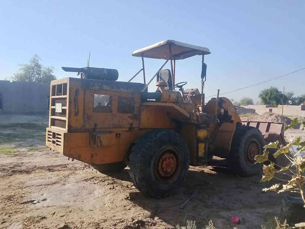 سلام عليكم شفل كاوسكي حجم 70 اني مكلف بلنشر رقم 
***********
