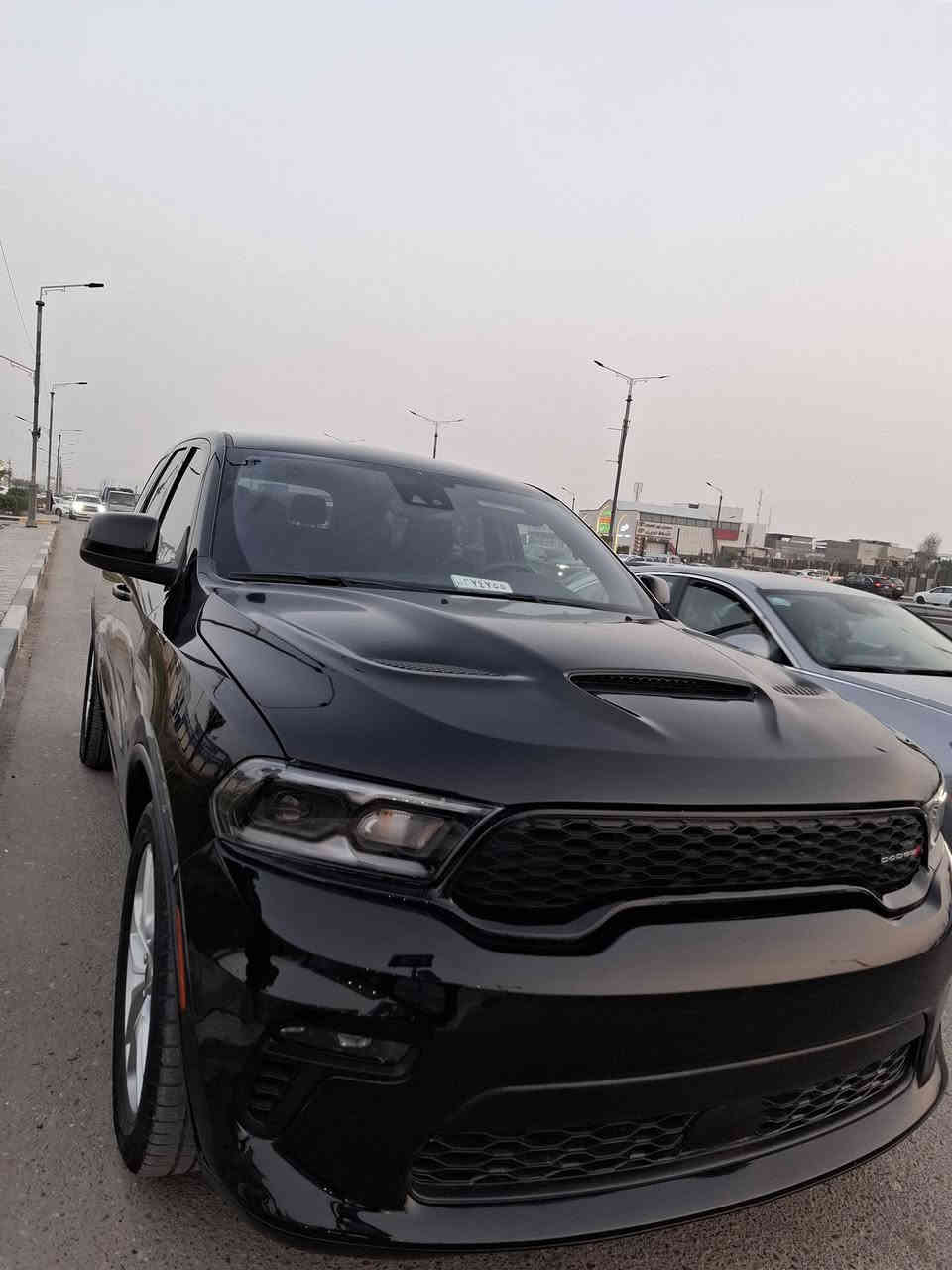 دوج دورنكو 2023 GT
حره بدون رقم بأسمي منفيس
لون اسود
محرك 3600 v6
مصابيح LED
كشافات ضباب LED
دخول ذكي
اوتو ستوب خروج عن المسار
كامره خلفيه
حساسات خلفيهة
صندوق كهرباء 
7 راكب
داخل اسود مخمل
تدفئة كراسي 
مثبت سرعة 
رادرات مانع تصادم
تشغيل عن بعد 
نظام تحذير عند التقاطعات
تحذير نقطه عمياء 
تحذير الخروج عند المسار 
ردارات جانبيه خلفيه
شاشه كبيره لمس
مودات قيادة سبورت وايكو
كرسي السايق كهرباء 
ماشية 50000 ميل
السياره بدون رقم 
اضائة زينون
كامره خلفيه
حساسات خلفيهة
صندوق كهرباء 
7 راكب
داخل اسود مخمل
تدفئة كراسي وستيرن
مثبت سرعة
مكان السيار بصرة
تبديل قطعتين / جاملق وبنيد
السعر : 27,000 وبيه مجال
للتواصل : ***********
@إشارة
