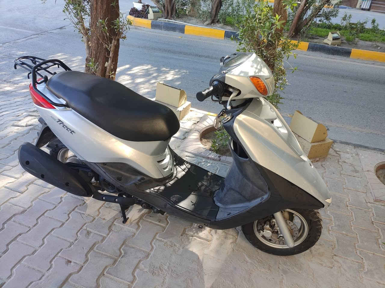 حاويه جديدة السعر 1٫700 الاستفسار ***********
