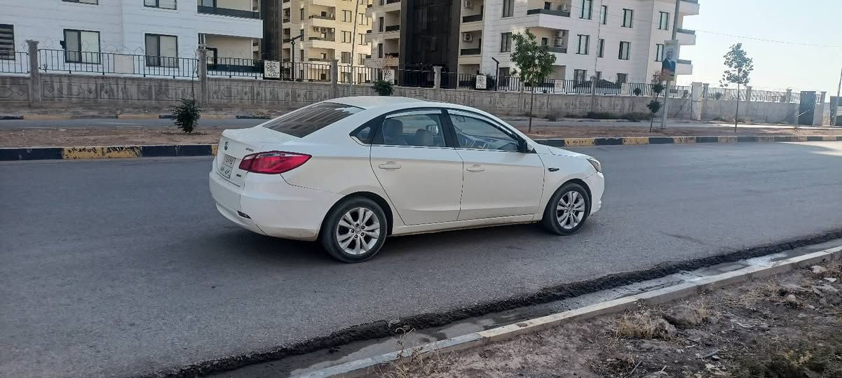 شانجان ايدوو 2015
بدون صبخ كير محرك كورلا
مامفتوح ماشيه 135 كيلو متر محرك1600
رقم دهوك سعر 84 مجال مكان دهوك
***********
