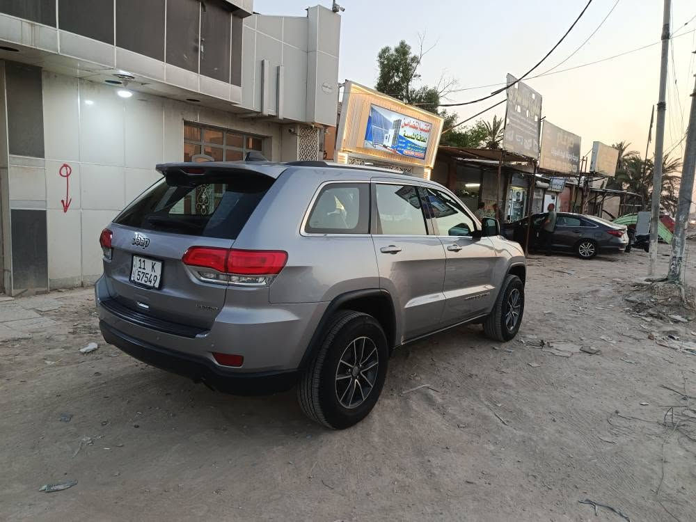 جيب لاريدو 2017 كلين تايتل كفاله عامه ضربه اوبارد اوصبغ  سعر 210 الموصفات شاشه كبيره 
كشنات جلد كهربا شفتات ستيرن بصمه تشغيل عن بعد حساسات امامي خلفي توقف ذاتي ماشيه 138
بعد بيه هواي مواصفات بساتم 2014 انسه شي اسمه دوانز تو ويل يعني شللعه فول مكاني ناصريه مركز المدينه الهاتف ***********
