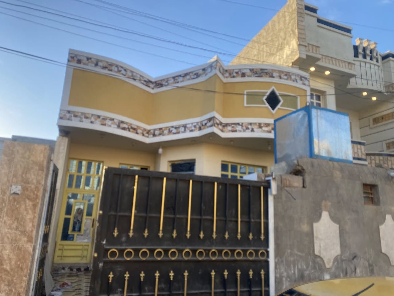 مشتمل ايجار  طابقين غرفتين نوم وصالة ومطبخ واستقبال وحمام بدل ايجار ٣٠٠ ألف اتصال 📞 ***********📞***********📞
