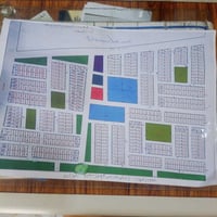 توزيع المعلمين خلف الجامعة • نص قطعة • ١٢٥م