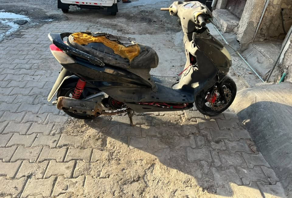 سكنز نثيه مكينته لاطشه أبيع كوم حديد سعر ١٥٠ مكاني بغداد الحريه الشراي يتصل ***********
