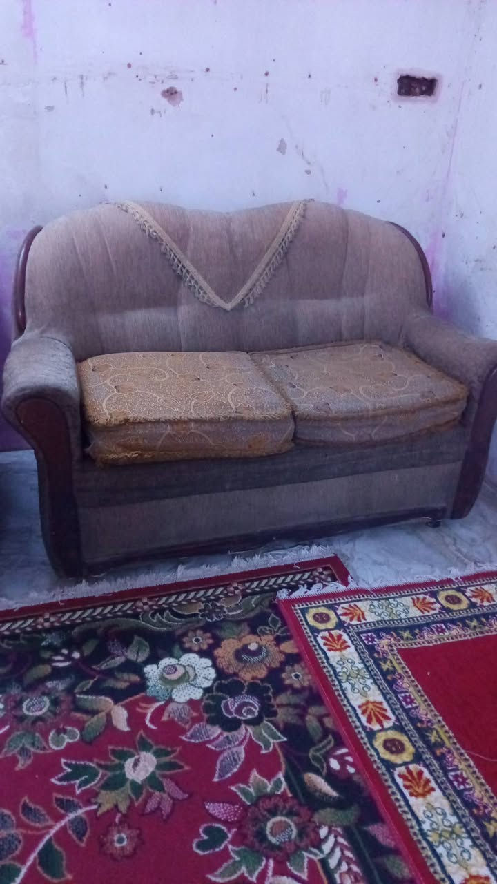 تخم تركي نضيف اربع مقاعد فقط سعره 50 الف ثنين كراسي وحده وسطانيه


**إذا كنت صاحب هذا الإعلان وتريد حذفه لأي سبب، رجاءا أرسل رسالة إلى الدعم الفني**