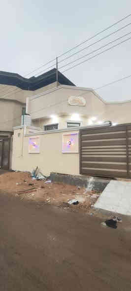 متوفر بيت البيع 🔷 

بمساحه 200 متر ركن على شارعين

طابو ملك صرف زراعي مشترك باسم عراقي  🛑

الموقع البصره ابو الخصيب شارع كوت الحمداني قرب المحكمه الجديده 

البيت يحتوي على

#غرف نوم 2

#صاله 8 في 7

#ديوان 7في 4

#مطبخ 5في 4

#كراج 5في 6 

#صحيات داخلي وخارجي 🛑

#سعر البيت 115 مليون اوبي مجال 

تفاصيل اكثر اتصل 

*********** متوفر واتساب
