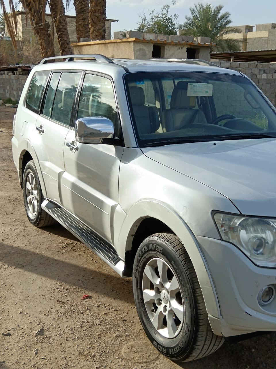 سلام عليكو باجيرو حبتور موديل ٢٠١٤ بيه بارد بل جاملق اليمن موظح بل صوره  ول باقي مكفول رقم الهاتف ***********
