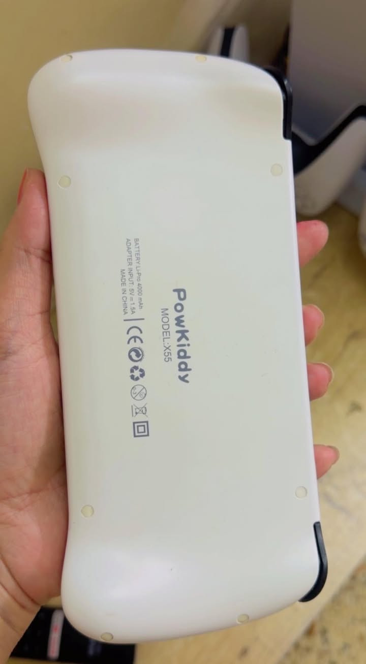 السلام عليكم 
جهاز محمول جدا عملي وميصرف شحن بي العاب وخانات معبة خير من الله بي رام عدد2 
والجهاز جديد بس فتحته شفت الالعاب البي وفحصته جدا حلو وعملي العابه اتاري وسيگا وبلي ستيشن 2 وممكن زياده العاب واختيارات العاب احدث مع كارتونه وشاحن كامل


**إذا كنت صاحب هذا الإعلان وتريد حذفه لأي سبب، رجاءا أرسل رسالة إلى الدعم الفني**