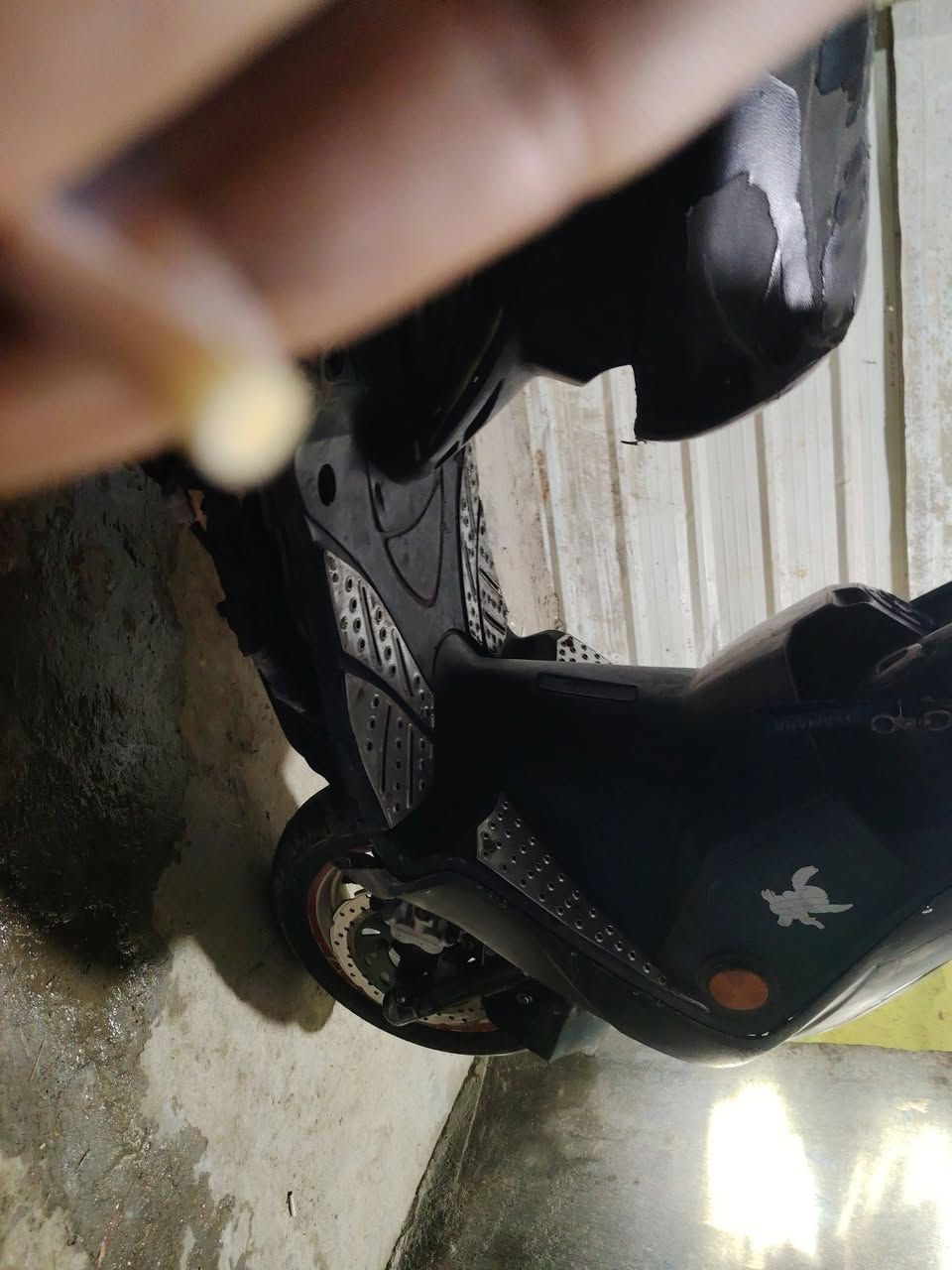 السلام عليكم سكنس فحل ام الطلاعات مزوده نص تزويد شلعه اومعدل مكينه هاون بوشه 58ونص مال لعب دراجه تخبل والله بس محتاج واريدابيعه ***********
