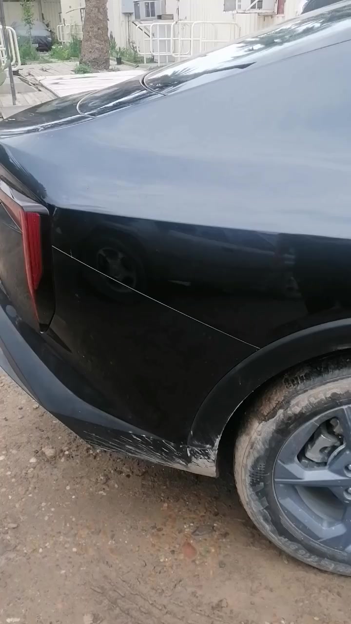 سلام عليكم خويه كي 4 نص فول سعر ١٩٠ وبيها مجال سياره ماشيه ٦٠٠٠ موديل ٢٠٢٥ 
*********** هاذه رقم صاحب سياره اني مكلف بل نشر
