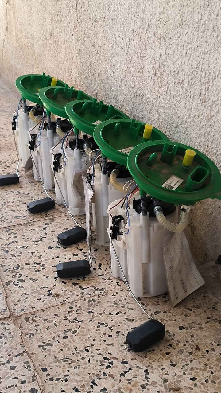 للبيع فدمات فولكس واجن أصلية (Fuel Pump Module) 🚗⛽
متوفر لدينا فدمات كاملة أصلية لفولكس واجن بحالة ممتازة ونظيفة جداً، جاهزة للتركيب والفحص.

🔹 أصلية صناعة VW AG

🔹 كاملة مع عوامة قياس البنزين

🔹 مفحوصة وجاهزة للعمل

🔹 مناسبة لعدة موديلات من فولكس واجن و اسكودا 

📦 الكمية متوفرة.  تكدر تشتريلك قطعه و اتخلي احتياط لان الجو حار و بانزين تعبان 

💰 السعر مناسب 

📍 التواصل على الخاص أو الاتصال للاستفسار.
***********
