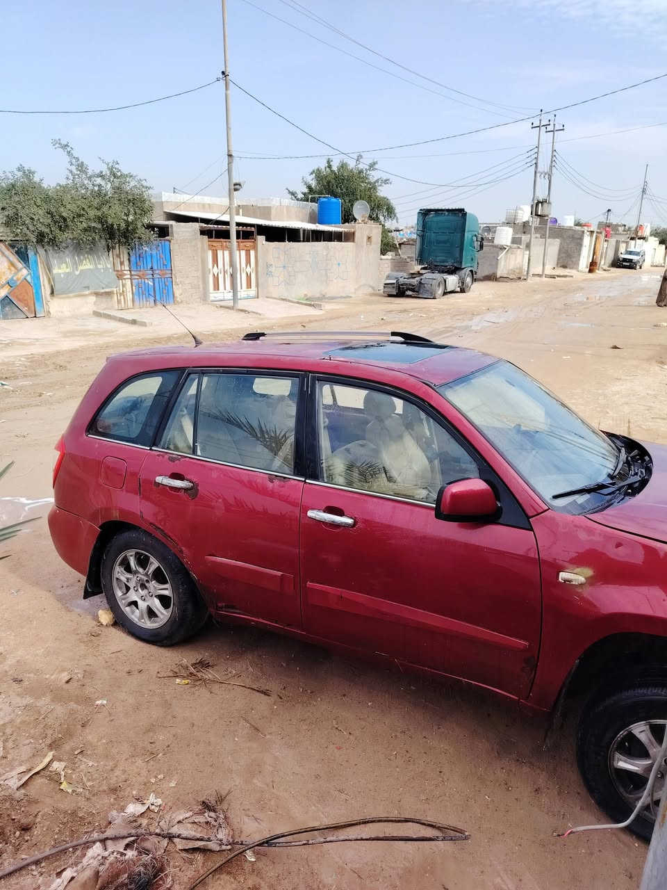 سلام عليكم سياره تيكو كومه حديد سياره بدون محرك وكير سنويه ضايعه المكان البصره السعر 12 الرقم ***********
