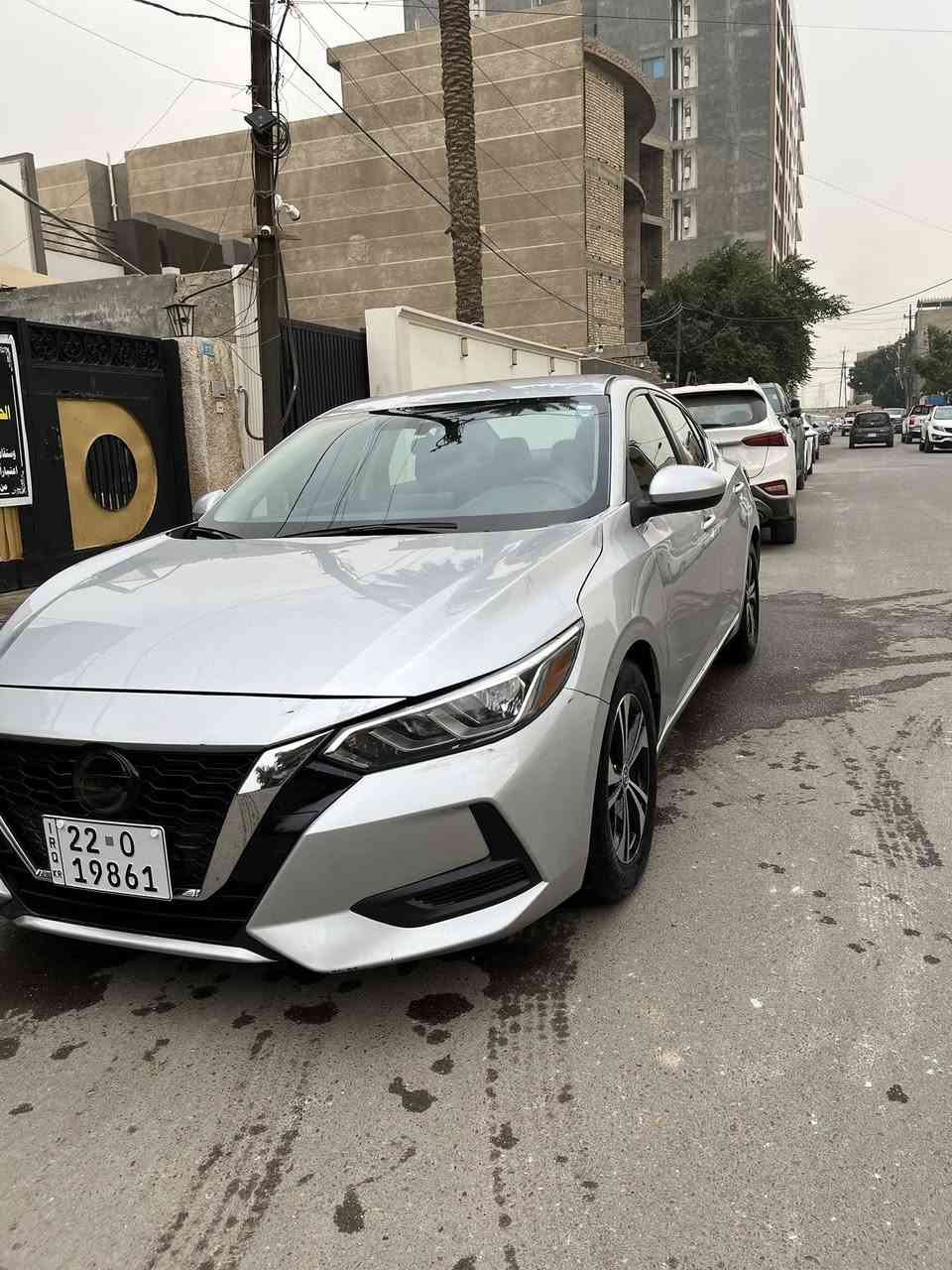 السلام عليكم ..

للبيع نيسان سنترا فئة SV موديل ٢٠٢٣ جاهزة اي نقص مابيها 
مواصفات السيارة بصمه ويل كب رادار امامي وجانبي وتحديد مسار
الحادث سطحي بدون دواخل كما موضح في الصور ادناه بيها جاملغ امامي ايسر مبدل بلادي نفس اللون ولايت امامي ايسر مبدل بلادي وبنيد مبدل ومصبوغ .. يعني فقط البنيد صبغ 
سستم ايرباك راجع بلادي ستيرن وبرده 

السيارة ترقيم جديد وبأسمي السنوية 
السعر المطلوب ١٥٠٠٠ $ وبيها مجال بسيط 

مكان السيارة بغداد العرصات للأستفسار ***********
