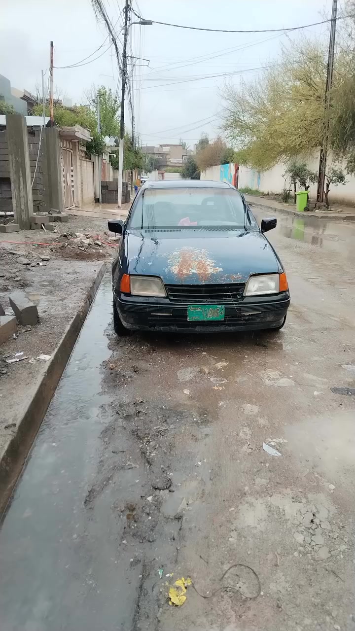 السلام عليكم ورحمة الله وبركاته
سياره كاديت للبيع موضحه كامل بلفديو 
وللاستفسار اكثر راسلوني


**إذا كنت صاحب هذا الإعلان وتريد حذفه لأي سبب، رجاءا أرسل رسالة إلى الدعم الفني**