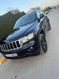 جيب لاريدو موديل 11 للبيع  رقم سليمانيه باسمي السنويه السياره ماشيه   ...