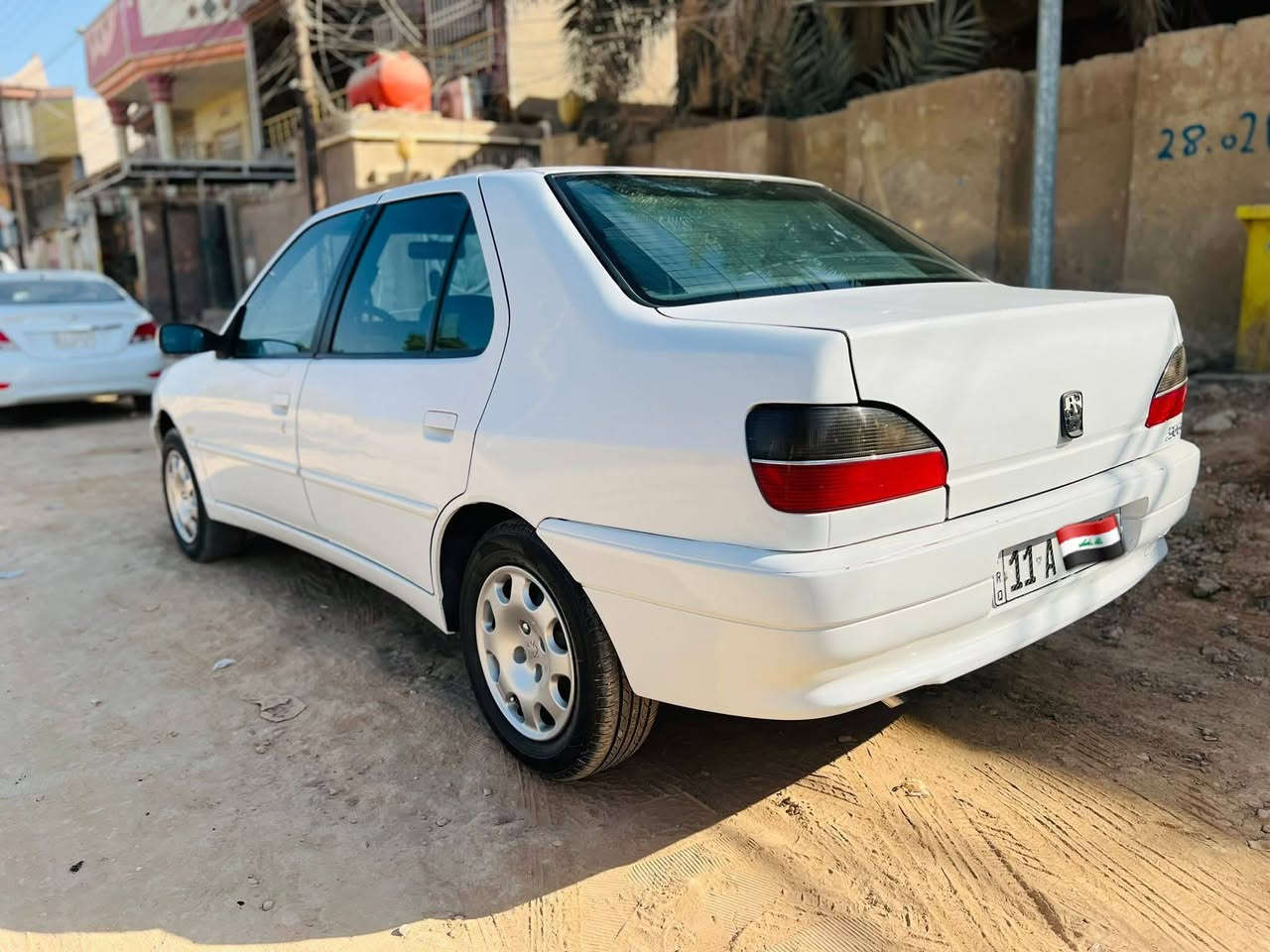 #بلادية_مؤسسة
بيجو 306 ابيض موديل 2001
رقم بغداد انگليزي وهزة جديد والسنوية بأسمي 
ماشية ٢٠٠ الف 
السيارة كلش حلوه 
غرفة جديدة والبدي لاضربه ولامعجون ولا خياس بلادية السيارة بيها صبغ بنيد وجاملغ خلفي اثر جراد وبيها سونار يوضح
گير _ مكينة _صدر _تبريد جاهز_كهربائيات كلها لووك والضفيره ماملعوب بيها
محرك لاتنقيص ولاتبخير ولاحماوة
باتري جديد .. تايرات جدد .. نوزلات بلكات فيتبم منظومة البنزين جديده ومنظمة المي ادامة كامله ..
(السيارة ماعايزة اي شي) 
العنوان/ الاعظمية/سبع ابكار
السعر 55 $
للاستفسار ***********
