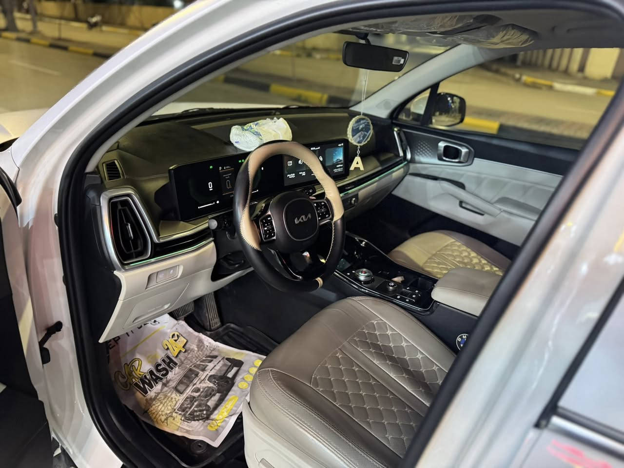 للبيع او مراوس حسب القناعة 
سورنتو 2024  6 سلندر اربيل باسمي مكفولة كفالة عامة من كلشي ماشية 61،000 خاضعة للضمان
زيرو على ايدي مطلعها من الشركة السيارة بعدها بوضع الزيرو و استخدام شخصي 
مواصفات ستندر تحكم كشنات شاشة ديجتال كبيرة تحكمات فول ستيرن كير ماوس شفتات ستيرن حساس امامي خلفي اضاءة داخلية 7 اللوان درايڤ مود كشنات اصل مخمل مغلفهن جلد اصلي سيارة وبعد هواي مواصفات السيارة مغلفة فابلون للحماية 
السعر 305  وبيها مجال بسيط
مكانها واسط النعمانية للاستفسار


**إذا كنت صاحب هذا الإعلان وتريد حذفه لأي سبب، رجاءا أرسل رسالة إلى الدعم الفني**