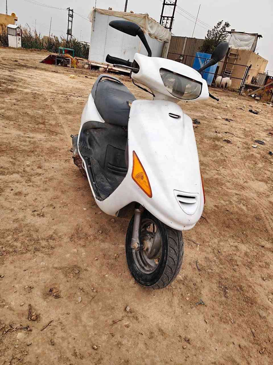 ٣٥٠ وبيها مجال مبدل بس ولفات تشتغل سلف هندر كابريتر جديده وكلجات جدد اسعد جليل  رقم ‏‪0783 868 4713‬‏
