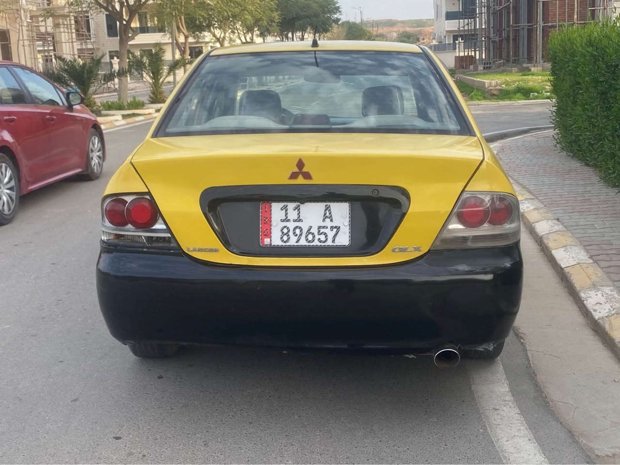 سلام عليكم 
لانسر 2010
رقم بغداد مشروع وطني تحويل ثاني يوم 
مكان السيارة ديالى خانقين 
سعرة ٧٦ وبي مجال
*********** خناقين, ديالى
