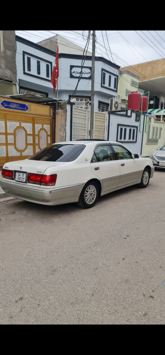 جنون ملكه رقم بصرة تحويل ثاني يوم موديل 2002 شاصي 75 محرك 2500 فيفيتي تبريد ثلج تدفئه شغاله السياره مصبوغه قماره ومداكر خلفيه ومبدله سستم جديد اصل 4 دكم وفتحه مسويها دكمه وحده والفتحه شغاله
السعر 120 مكاني بصره مامتواجد ماسنجر للاستفسار *********** موجود واتساب
