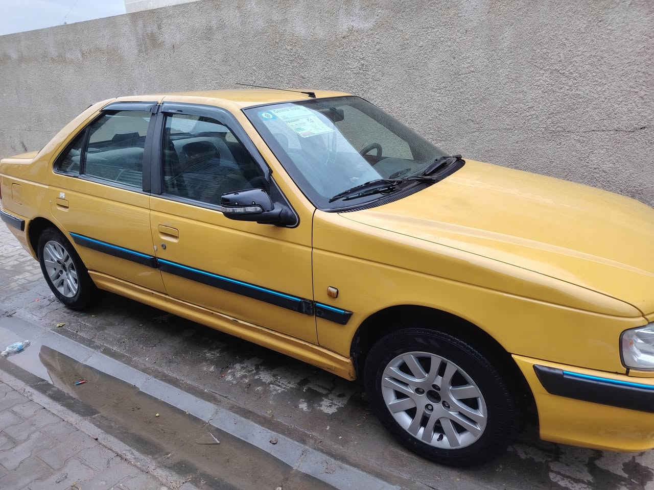 سلام عليكم  للبيع او مراوس بكيا
حره وموصليه استقبل
بيجو بارس موديل 15 بسمي
مكفولة من الضربة هيئة وغرامات مصفرة رقم جديد انكليزي تحويل ثاني يوم السياره حلوه ونظيفة دوشمه كشنات وارضيه وجاهزة كبل للشارع واحلى من الصور  ب ٤٦ وبيها مجال بسيط
العنوان بغداد  الشعلة

***********
***********
