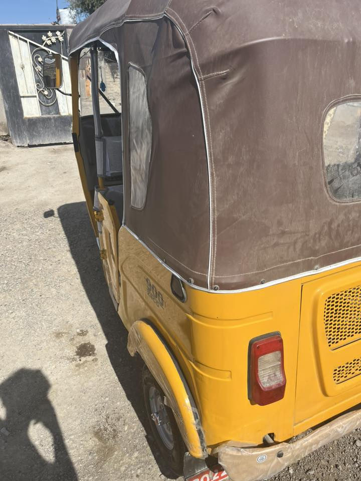 سلام عليكم تكتك للبيع موديل 2022 رقم وسنويه تكتك مكفوله كفاله عامه ما عده هاي طخه خفيفه بل حاجب ومكينه مكفوله بيه بس ننضيح خارجي يسوونه ب 10  آلاف رقمه ميسان سعره 8500وبيه مجال حك الجيه فيس ما متواجد هاذ رقمي *********** رجائن المو شراي لا يتصل ويتعبني
