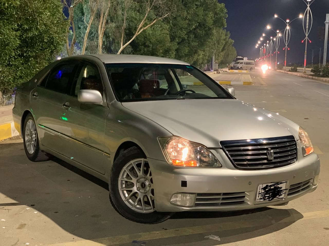 السلام عليكم 
شاهينة ادوات موديل ٢٠٠٧
متومه وكامله ارقام وسنويه
شاصي٨٢ مرغوب 
سنويه ل ٢٠٢٩
كير محرك حداديه تبريد كهربائيات شرط ١٠٠٪؜
سياره دخول جديد ماشيه ٧٥ 
دكمتين 
شرط السياره على وضع الشركه ودخول جديد
جاهزه من كلشي السياره كلش كلش جديده 
السعر ٣٧ وبيه مجال بسيط 
***********
مكان ناصريه مركز
