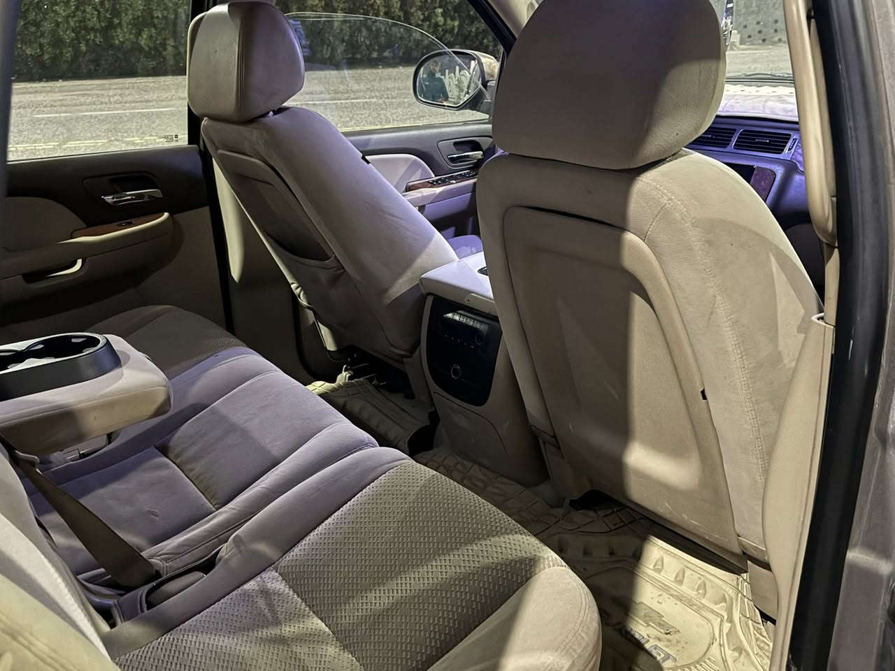 سلام عليكم البيع بوكن مديل 2007رقم انكليزي جهازة ما بيها كل نقص سيارة كلوب بلعينة مامشتغل وارد خليجي احلة من صور بيها مكانت صبغ معروف لون هاذ يجرد جمالية لاغير بدون اي حادث الف ماذب عليها تخم تاير جديد تحويل مباشر 
السعر 164شراي ينتصل مناسبة مكاني بلبصرة 
رقمي ***********
